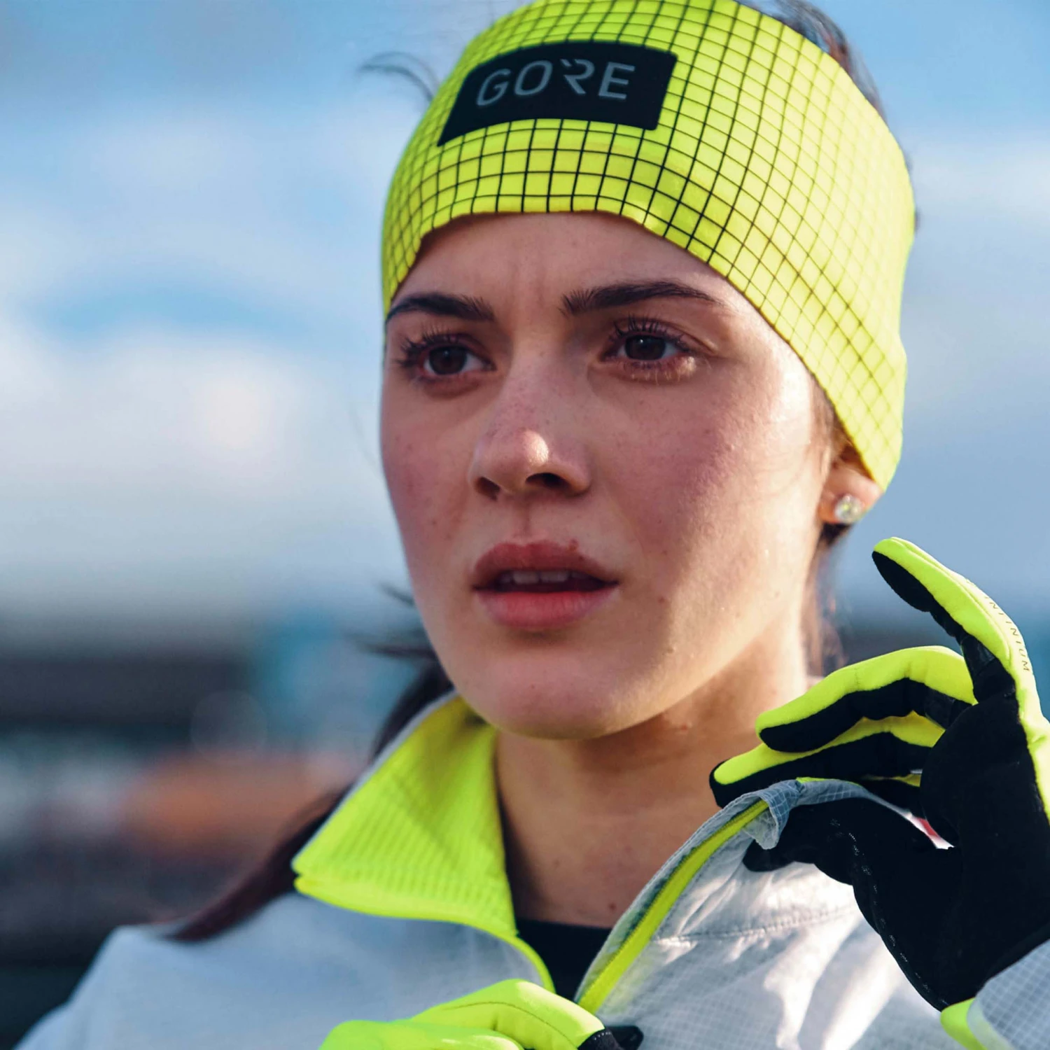 Gore Wear GORE® Wear | Unisex Grid Headband - Neon Yellow - Image 2