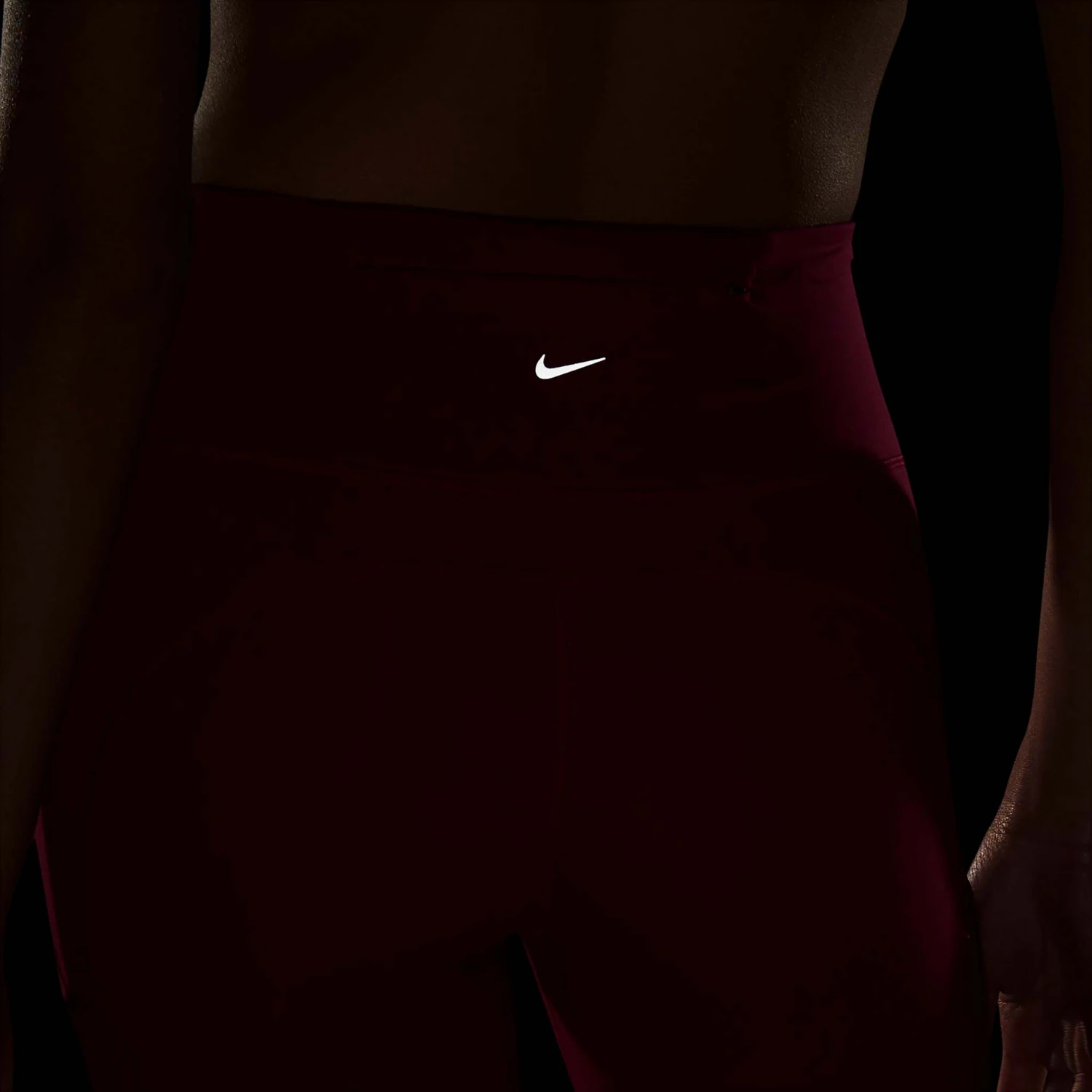 Nike | Women's Epic Luxe Tight - Image 10