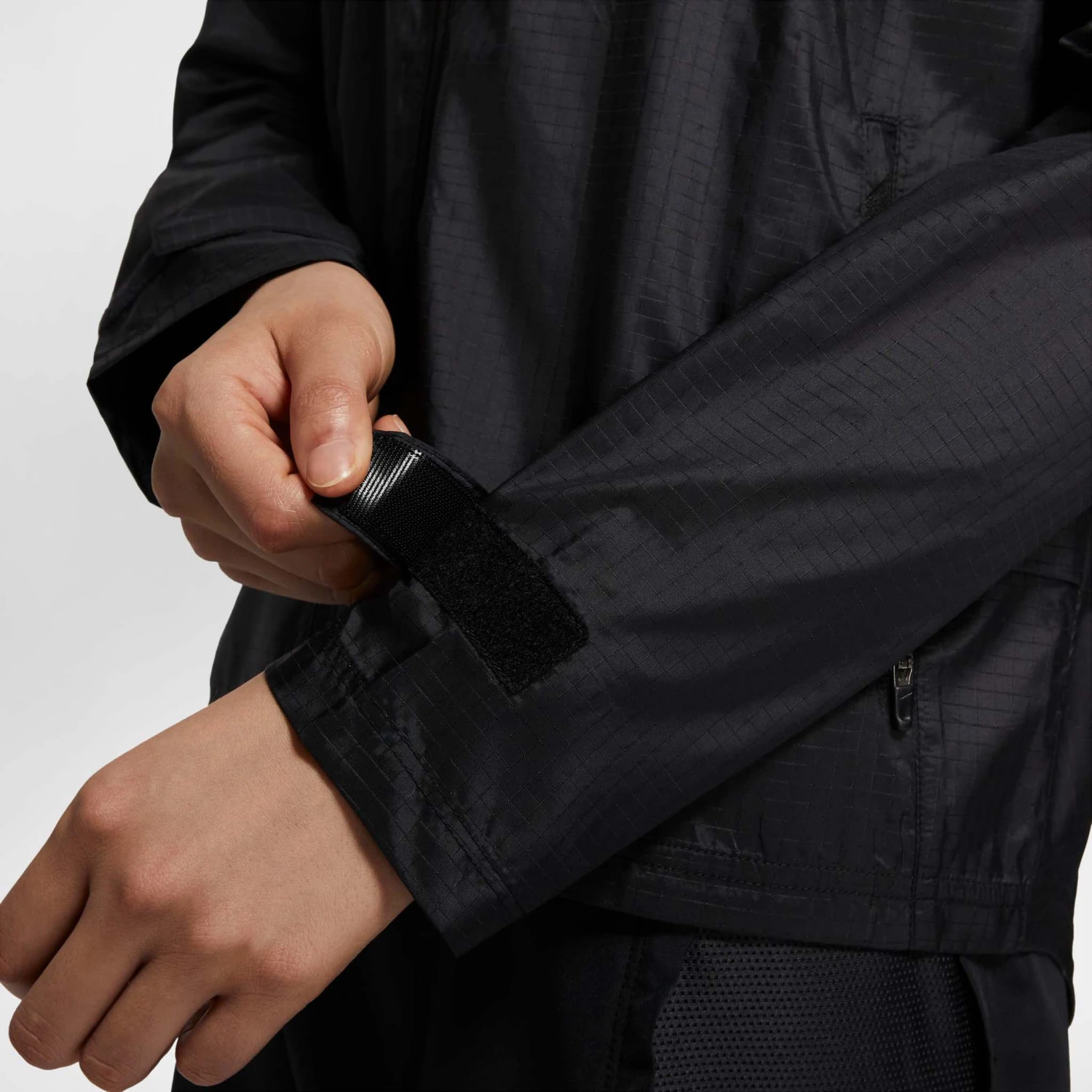 Nike | Women's Essential Jacket Plus - Image 7