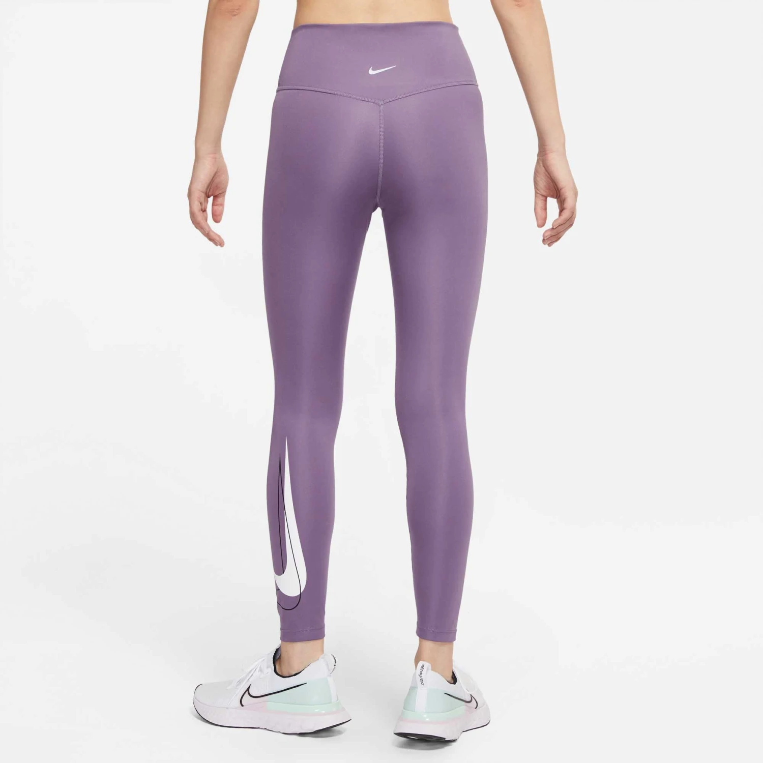 Nike | Women's Dri-Fit Swoosh Run 7/8 Tight - Image 2