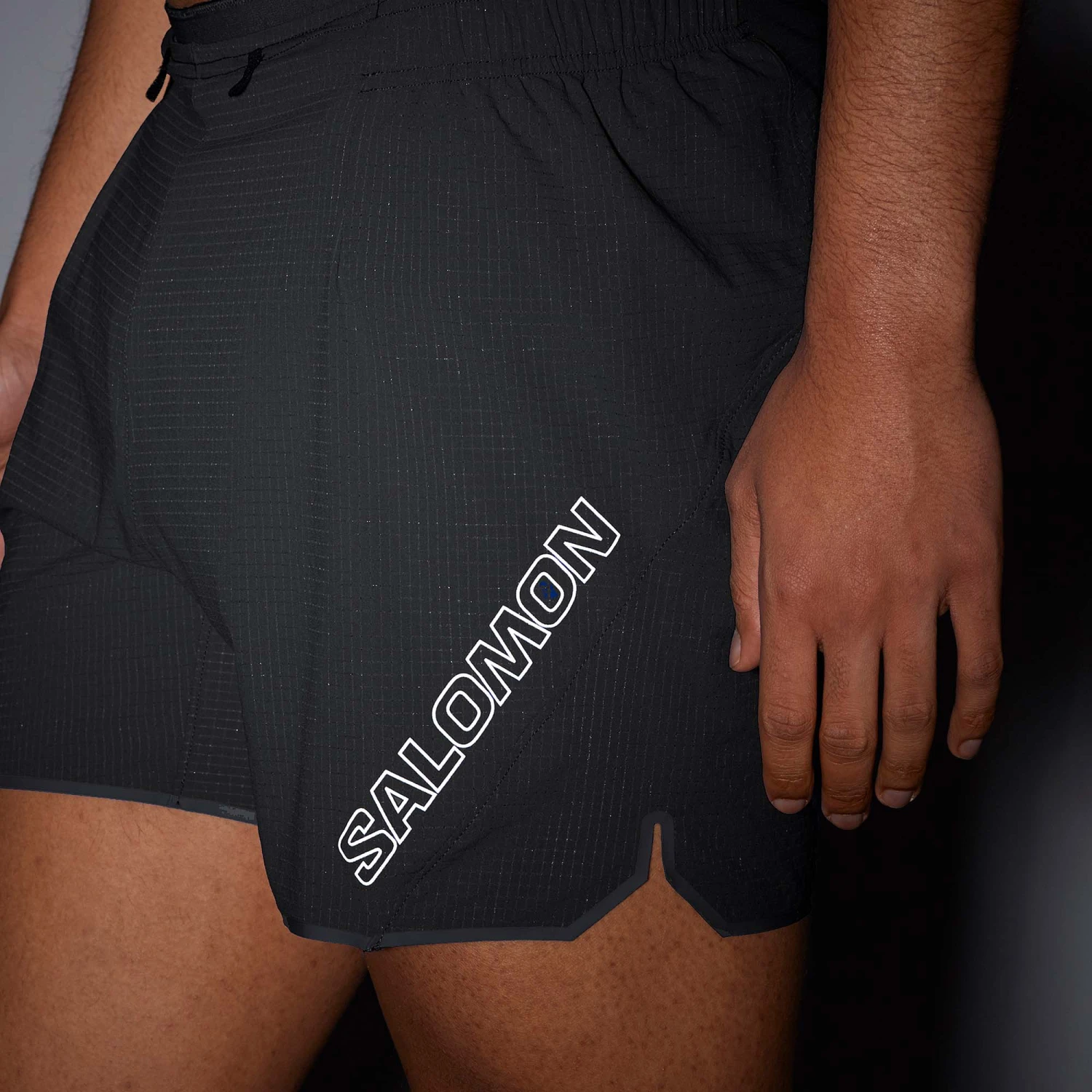 Salomon | Men's Sense Aero 5'' Shorts - Deep Black - Image 7